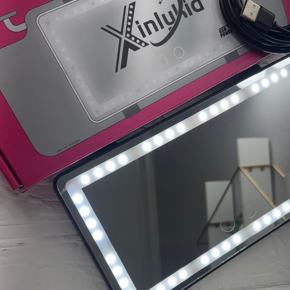 Black LED Visor Vanity Mirror - Picture 4 of 11
